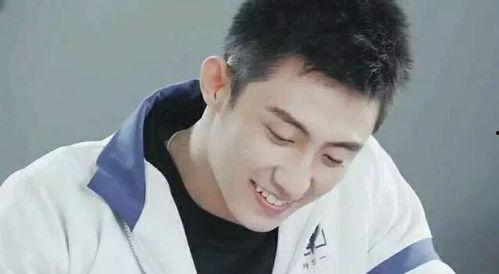 娱乐圈吃瓜男的是谁