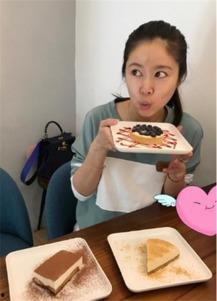 娱乐吃瓜女艺人压力,挑战与成长